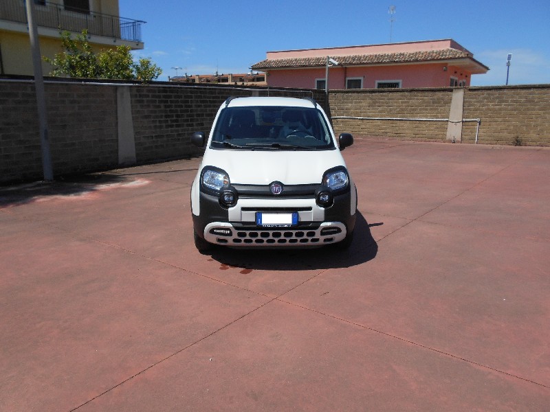 Usato Fiat a Ladispoli e Cerveteri - FIAT PANDA CROSS 1.2 69CV - Ladiauto